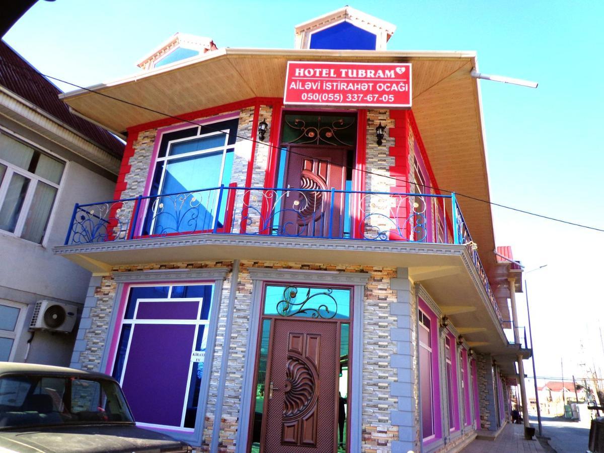 Tubram S Ailəvi Qonaq Evi Bed & Breakfast Şǝki Eksteriør bilde