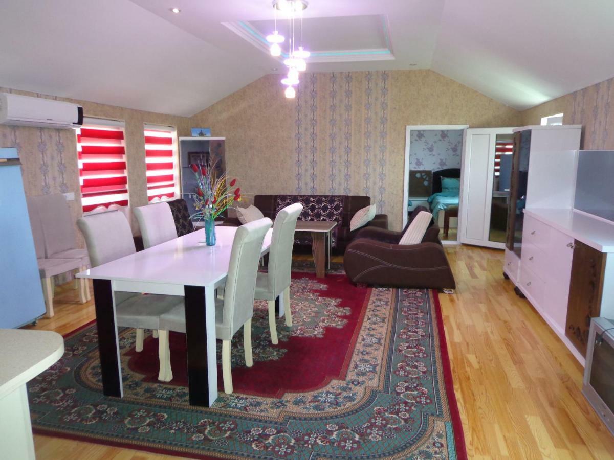 Tubram S Ailəvi Qonaq Evi Bed & Breakfast Şǝki Eksteriør bilde
